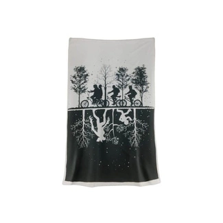 Stranger Things Throw Blanket Black & White 100 x 150 cm